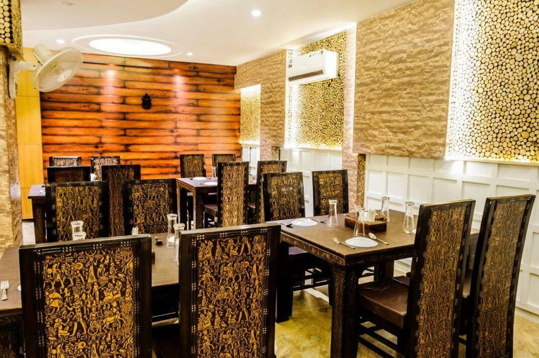 米尔扎布尔-雅什酒店 Mirzāpur 外观 照片