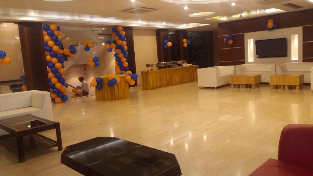 米尔扎布尔-雅什酒店 Mirzāpur 外观 照片
