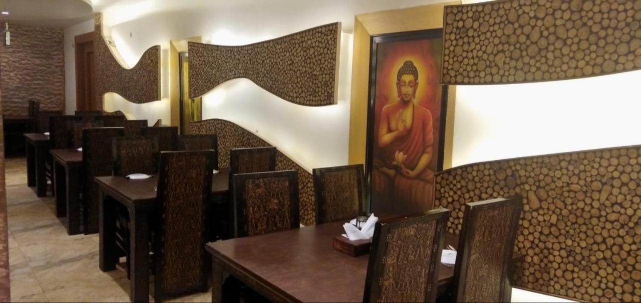 米尔扎布尔-雅什酒店 Mirzāpur 外观 照片