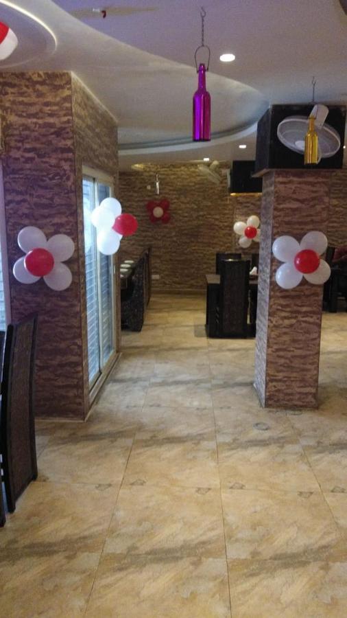 米尔扎布尔-雅什酒店 Mirzāpur 外观 照片